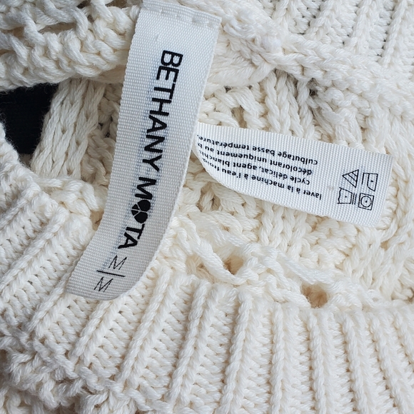 Bethany Mota 2-way to wear Cream Sweater cardigan with black bow. Cotton knitted - Picture 7 of 7